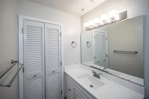 1711 W 140th St, Burnsville, MN 55337 - Photo 17