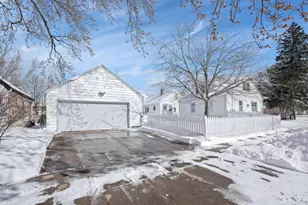 1623 Dunlap St N, Saint Paul, MN 55108 - Photo 61