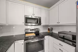 605 Park Ln, Long Lake, MN 55356 - Photo 9