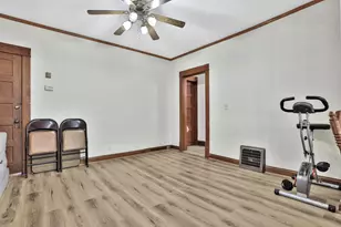 914 Charlotte St, Saint Paul, MN 55104 - Photo 9