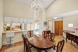 938 Winterberry Dr, Woodbury, MN 55125 - Photo 3