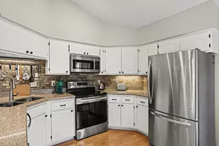 938 Winterberry Dr, Woodbury, MN 55125 - Photo 7