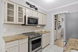 7093 146th St W, Apple Valley, MN 55124 - Photo 3
