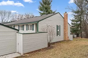 13569 Everton Ave, Apple Valley, MN 55124 - Photo 3