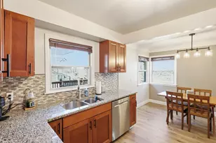 1876 Berkeley Ave, Saint Paul, MN 55105 - Photo 9