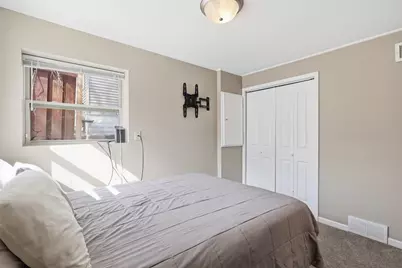 1876 Berkeley Avenue, Saint Paul, MN 55105 - Photo 23