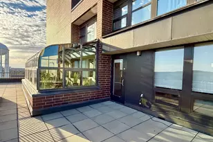 7600 Golden Valley Rd, Golden Valley, MN 55427 - Photo 19