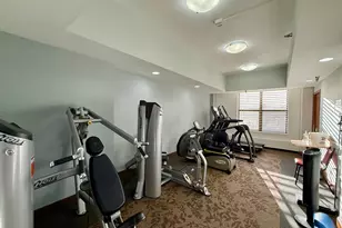 7600 Golden Valley Rd, Golden Valley, MN 55427 - Photo 23