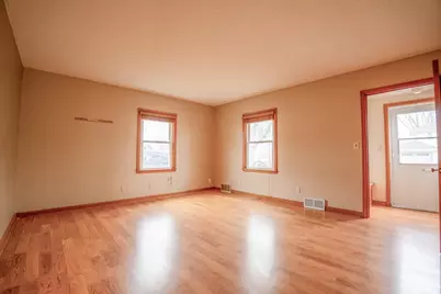 122 1st Avenue NE, Clara City, MN 56222 - Photo 9