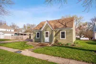 122 1st Avenue NE, Clara City, MN 56222 - Photo 3