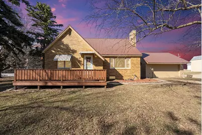 886 141st Street, Pipestone, MN 56164 - Photo 1