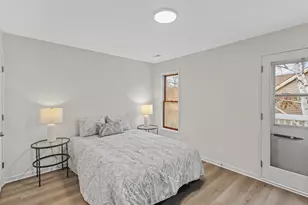 14271 Bedford Dr, Eden Prairie, MN 55346 - Photo 9