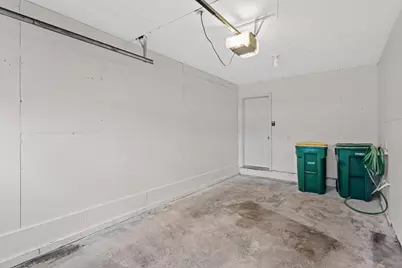 14271 Bedford Drive, Eden Prairie, MN 55346 - Photo 17