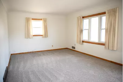 17 Lincoln Avenue, Gaylord, MN 55334 - Photo 5