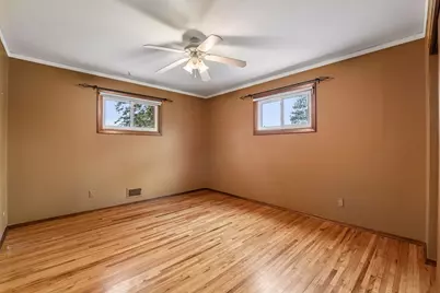 8224 Hillside Drive, Eden Prairie, MN 55347 - Photo 11