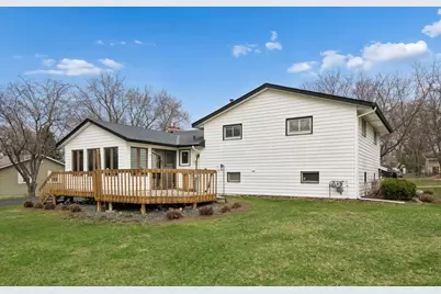 8224 Hillside Drive, Eden Prairie, MN 55347 - Photo 29