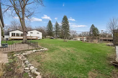 8224 Hillside Drive, Eden Prairie, MN 55347 - Photo 33