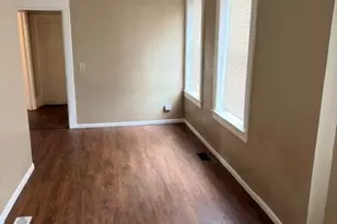 687 Aurora Ave, Saint Paul, MN 55104 - Photo 17