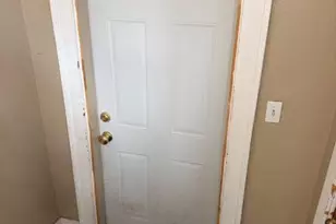 687 Aurora Ave, Saint Paul, MN 55104 - Photo 5