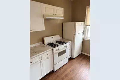 687 Aurora Avenue, Saint Paul, MN 55104 - Photo 11