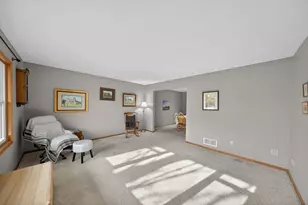 1401 36th St SW, Rochester, MN 55902 - Photo 5