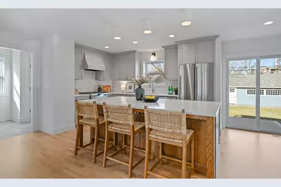 3242 Sumter Avenue S, Saint Louis Park, MN 55426 - Photo 5