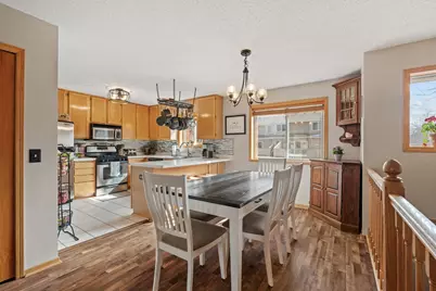 14207 Hibiscus Court, Apple Valley, MN 55124 - Photo 9