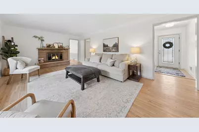 4652 Caribou Drive, Minnetonka, MN 55345 - Photo 3