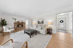 4652 Caribou Dr, Minnetonka, MN 55345 - Photo 3