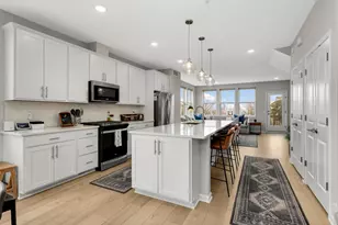 905 Woodlawn Ave, Saint Paul, MN 55116 - Photo 11