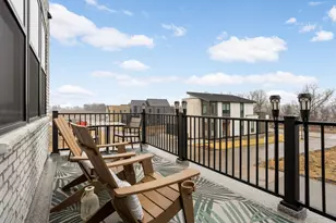 905 Woodlawn Ave, Saint Paul, MN 55116 - Photo 25