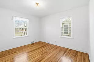 5537 Zenith Ave S, Edina, MN 55410 - Photo 15