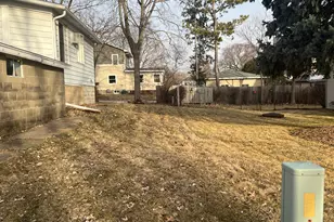 719 S Oak St, Lake City, MN 55041 - Photo 5