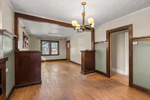 2323 Golden Valley Rd, Minneapolis, MN 55411 - Photo 7