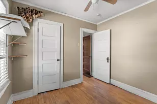 2323 Golden Valley Rd, Minneapolis, MN 55411 - Photo 15