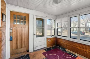 2323 Golden Valley Rd, Minneapolis, MN 55411 - Photo 3