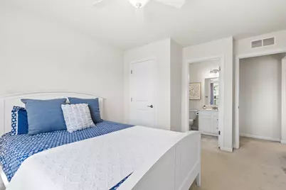 5650 Ranier Lane N, Plymouth, MN 55446 - Photo 31