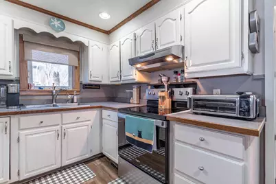 526 W Douglas Avenue, Fergus Falls, MN 56537 - Photo 13