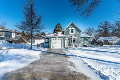 526 W Douglas Avenue, Fergus Falls, MN 56537 - Photo 1