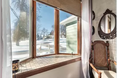 526 W Douglas Avenue, Fergus Falls, MN 56537 - Photo 19