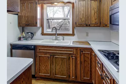 11818 Dunhill Road, Eden Prairie, MN 55344 - Photo 9