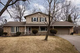 11818 Dunhill Rd, Eden Prairie, MN 55344 - Photo 1