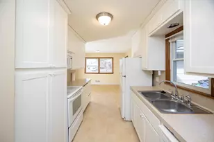 1040 Lincoln Terrace, Columbia Heights, MN 55421 - Photo 7