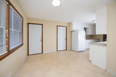 1040 Lincoln Terrace, Columbia Heights, MN 55421 - Photo 11