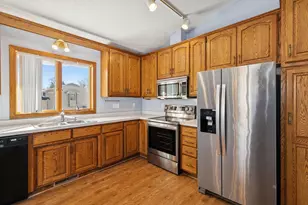 2301 E 121st St, Burnsville, MN 55337 - Photo 9