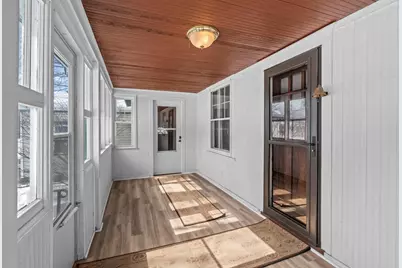 1083 Gordon Avenue, Maplewood, MN 55109 - Photo 3