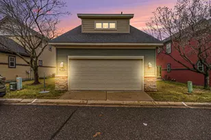 3018 Hazelwood St, Maplewood, MN 55109 - Photo 19