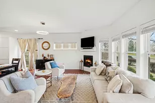 3018 Hazelwood St, Maplewood, MN 55109 - Photo 3