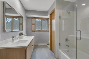 1810 11th Ave SE, Saint Cloud, MN 56304 - Photo 11