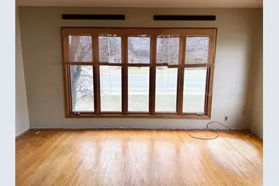 811 3rd Street NE, Roseau, MN 56751 - Photo 3